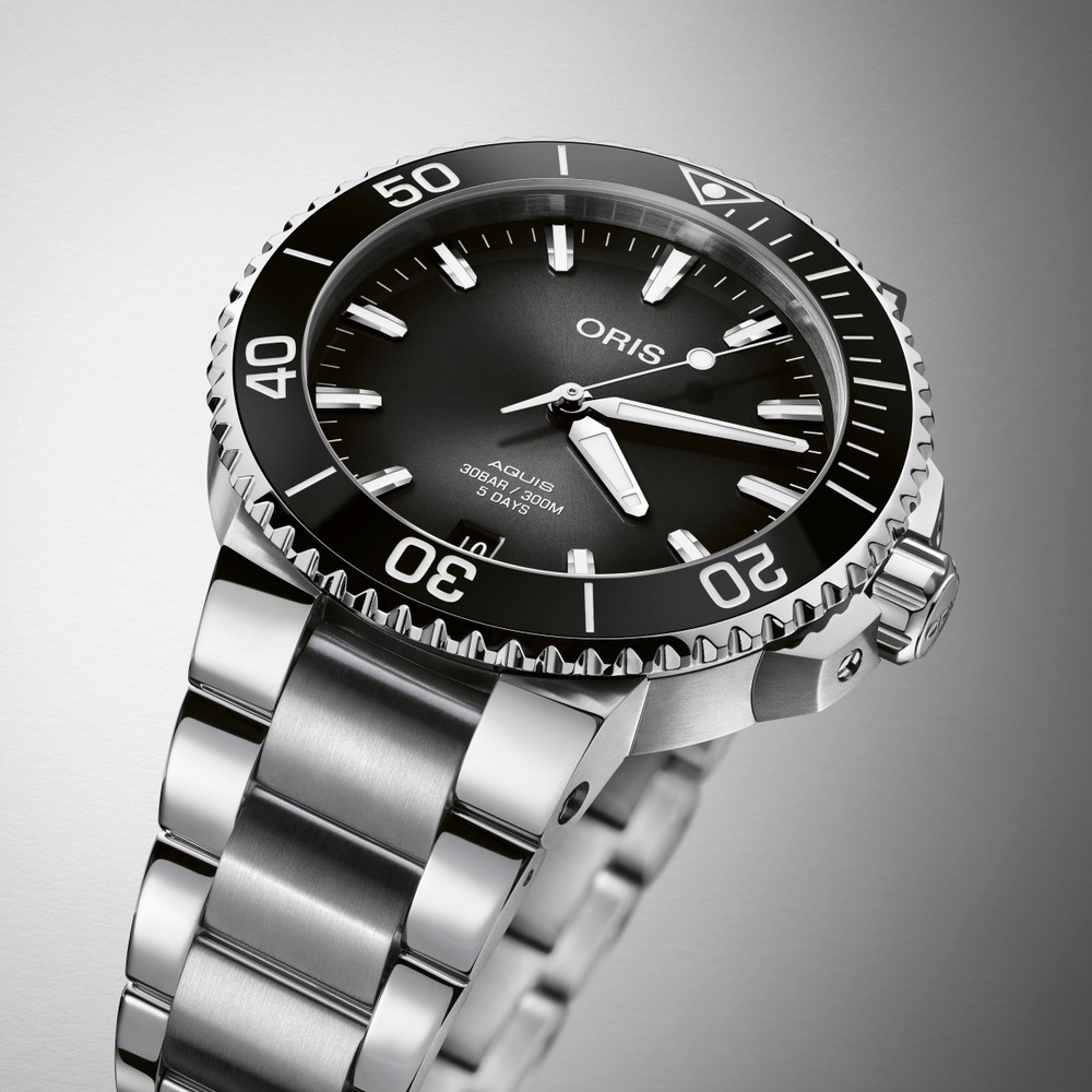 Oris Aquis Date Calibre 400 01 400 7769 4154-07 8 22 09PEB - 41.5mm