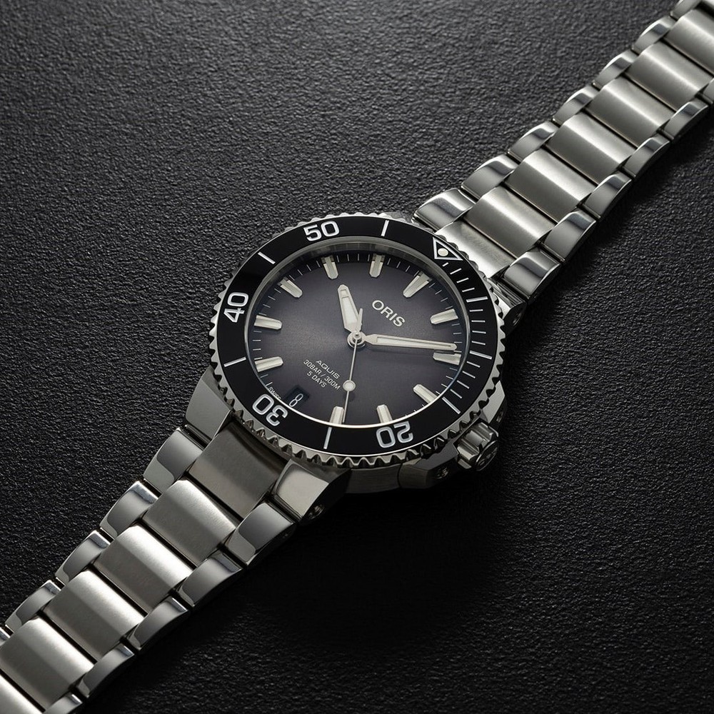 Oris Aquis Date Calibre 400 01 400 7769 4154-07 8 22 09PEB - 41.5mm