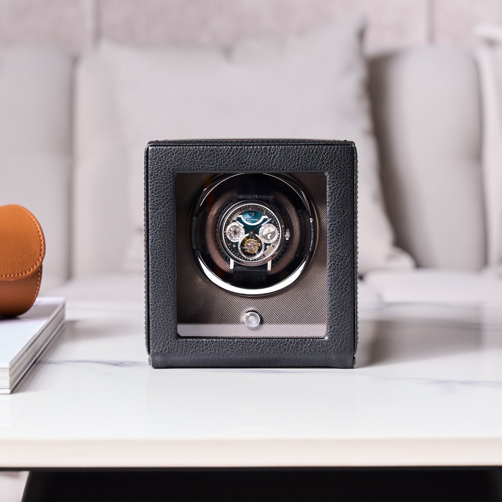 Wolf Cub Single Watch Winder With Cover Black