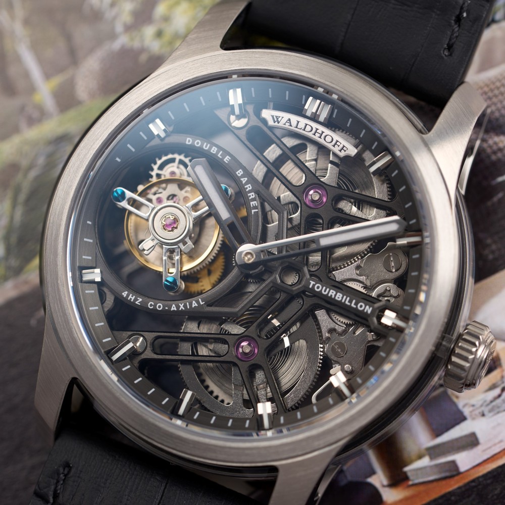 Waldhoff Quantum Ti Obsidian Black - 42mm