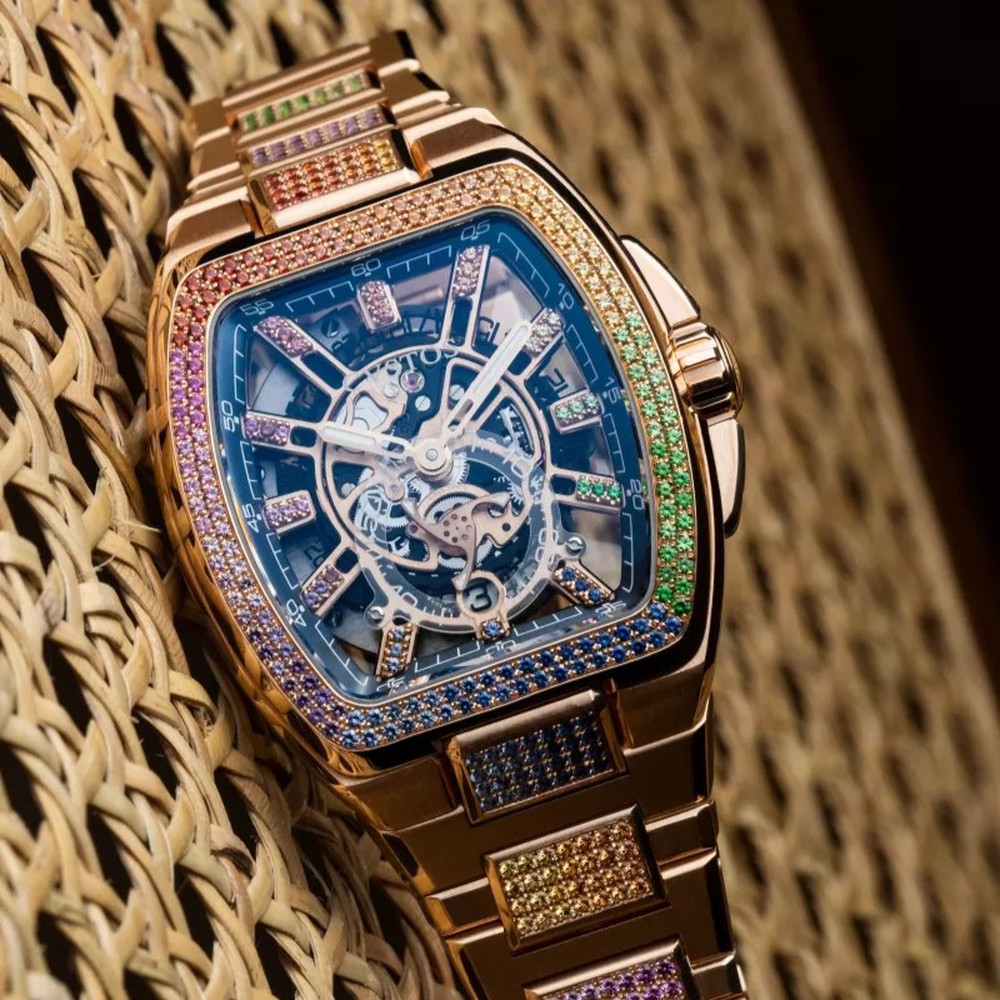 CVSTOS Metropolitan PS 5N Red Gold SQLT 5N Dial Diamond F00103.4225002 - 51 x 42 mm