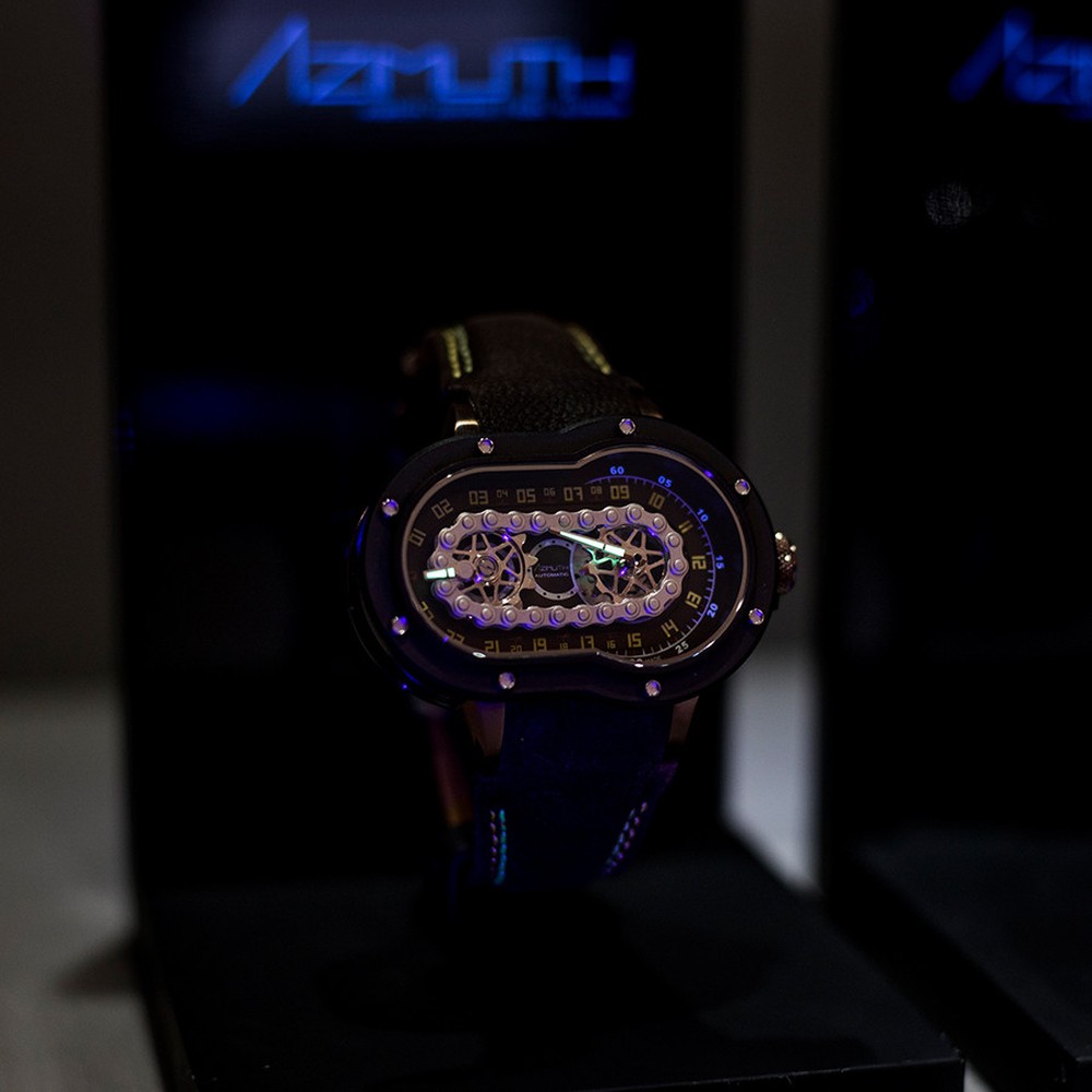 Azimuth Crazy Rider - 55 x 38 mm