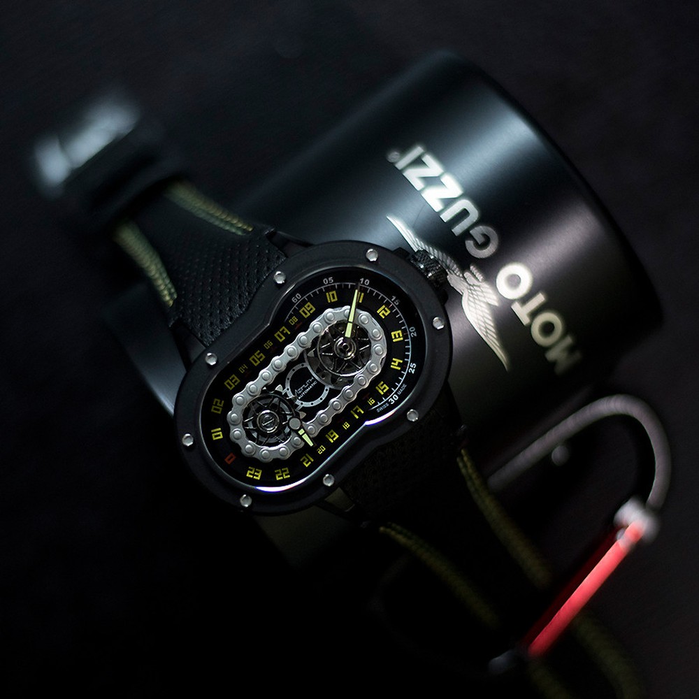 Azimuth Crazy Rider - 55 x 38 mm