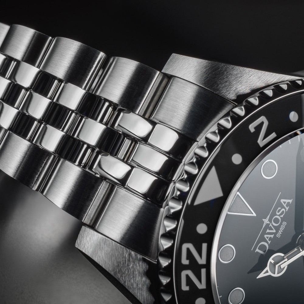 Davosa Ternos Ceramic GMT 161.590.07 - 40mm