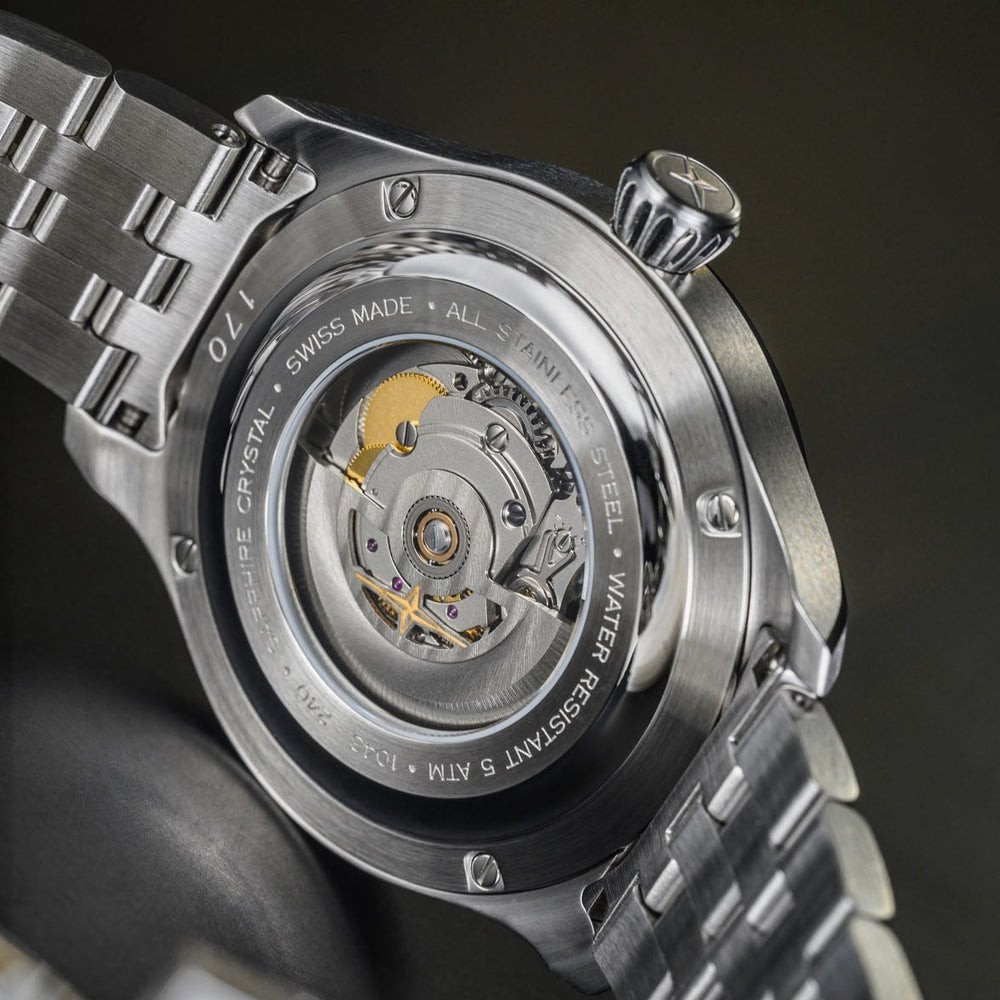 Davosa Newton Pilot Day-Date 161.585.10 - 44mm