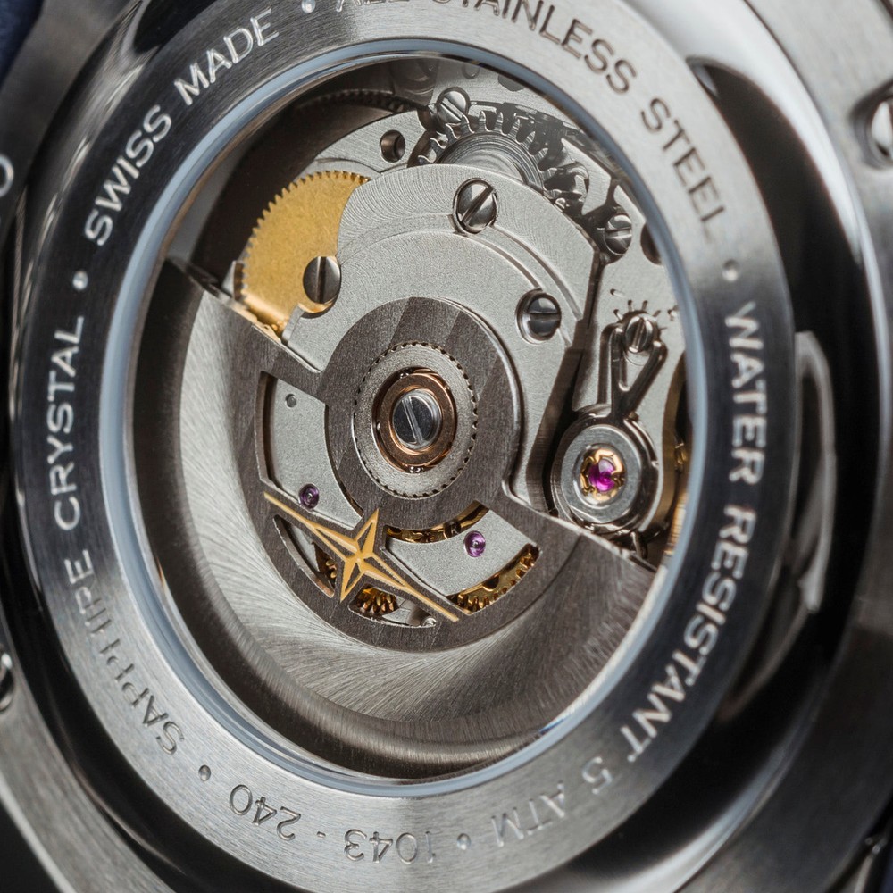 Davosa Newton Pilot Day-Date 161.585.10 - 44mm