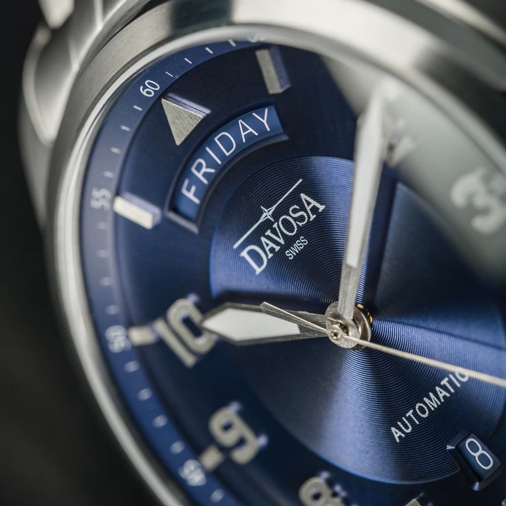 Davosa Newton Pilot Day-Date 161.585.40 - 44mm