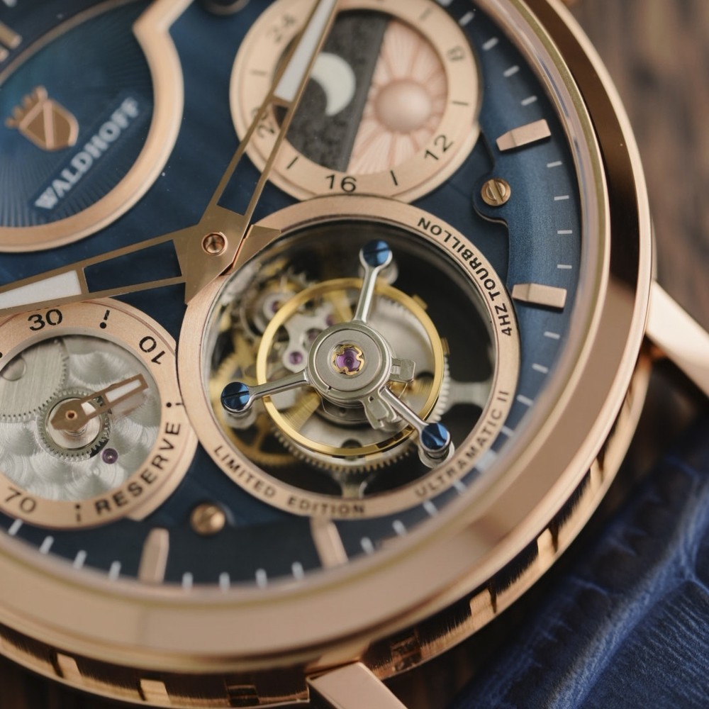 Waldhoff Ultramatic II Royal Blue RG - 42.5mm