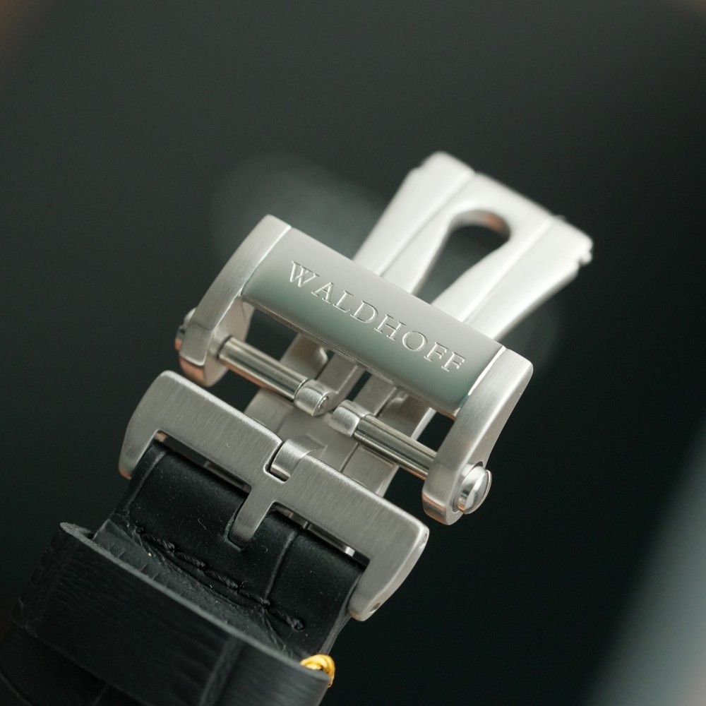 Waldhoff Paragon Pearl Silver Black - 43.5mm