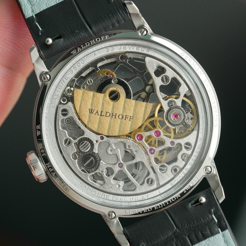 Waldhoff Pioneer Carbon Silver - 39mm