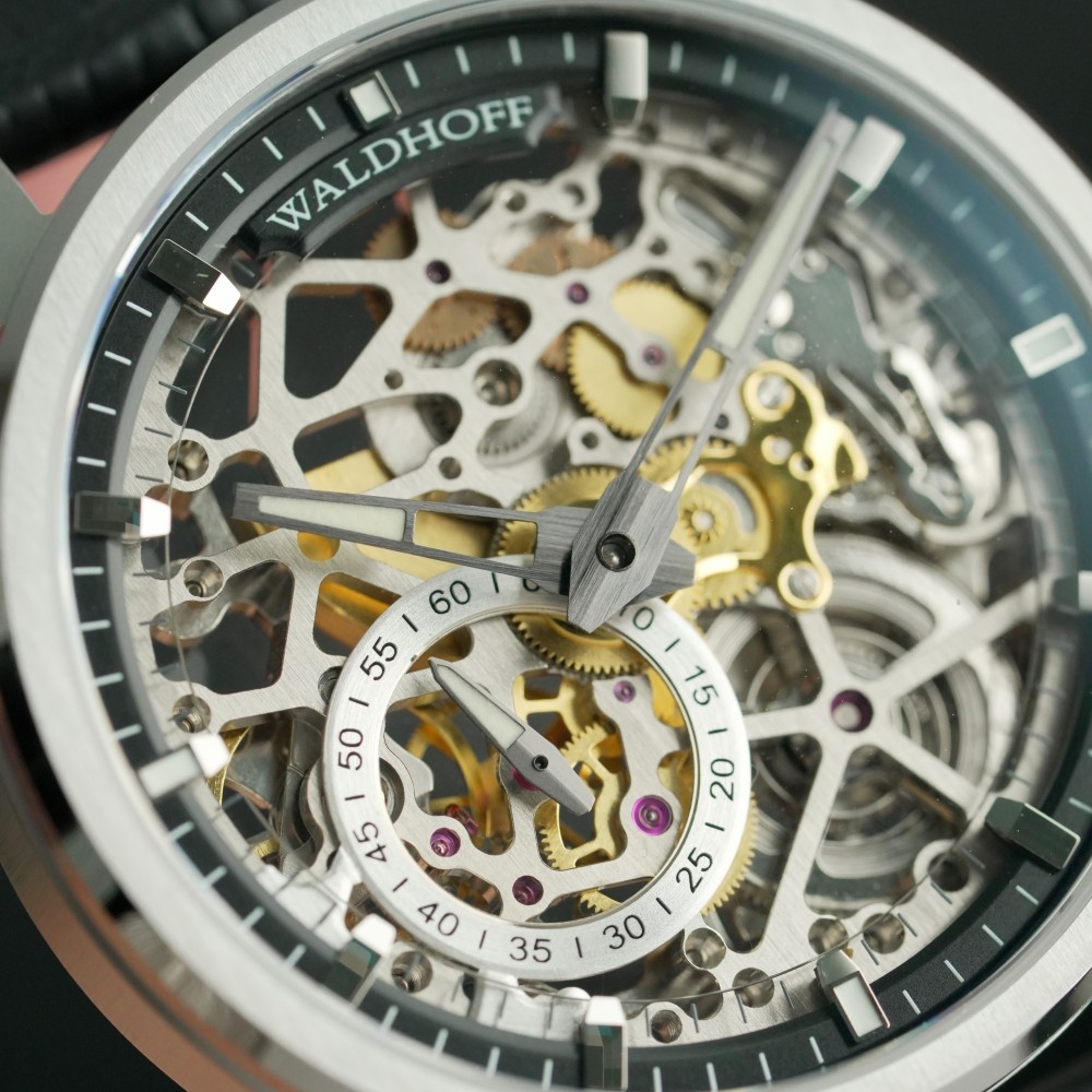 Waldhoff Pioneer Carbon Silver - 39mm