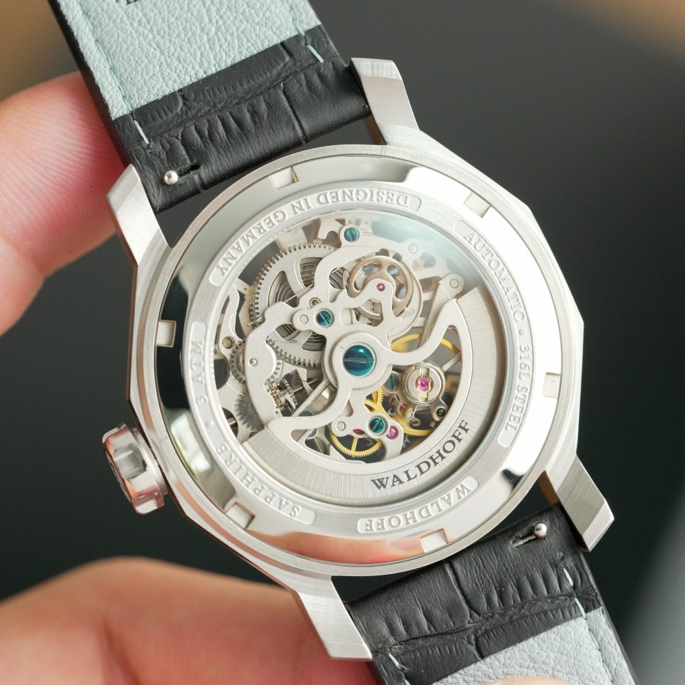 Waldhoff Republic II Diamond Silver 24A - 41mm