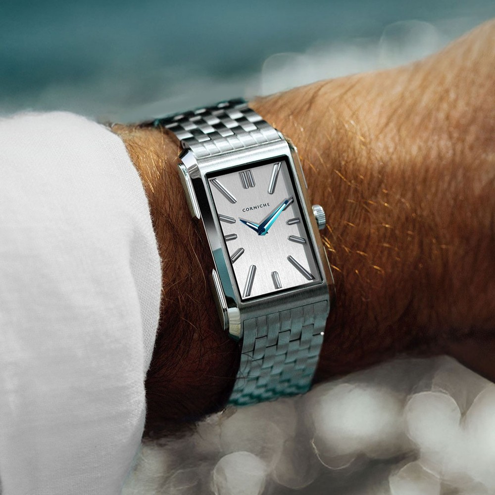 Corniche Visionnaire Stainless Steel On Bracelet - 24 x 39.5mm