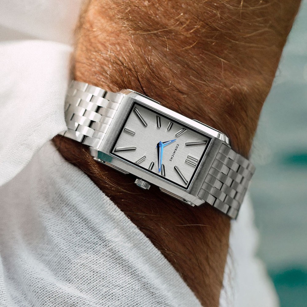 Corniche Visionnaire Stainless Steel On Bracelet - 24 x 39.5mm