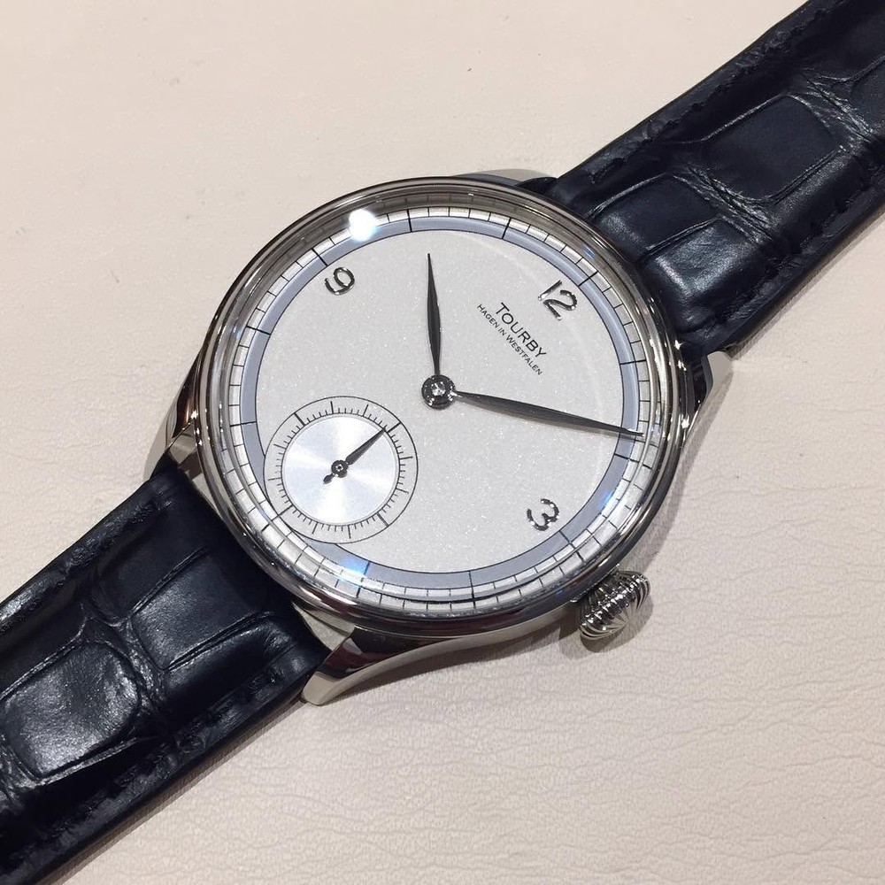 Tourby Sector Dial 2030 - 40mm