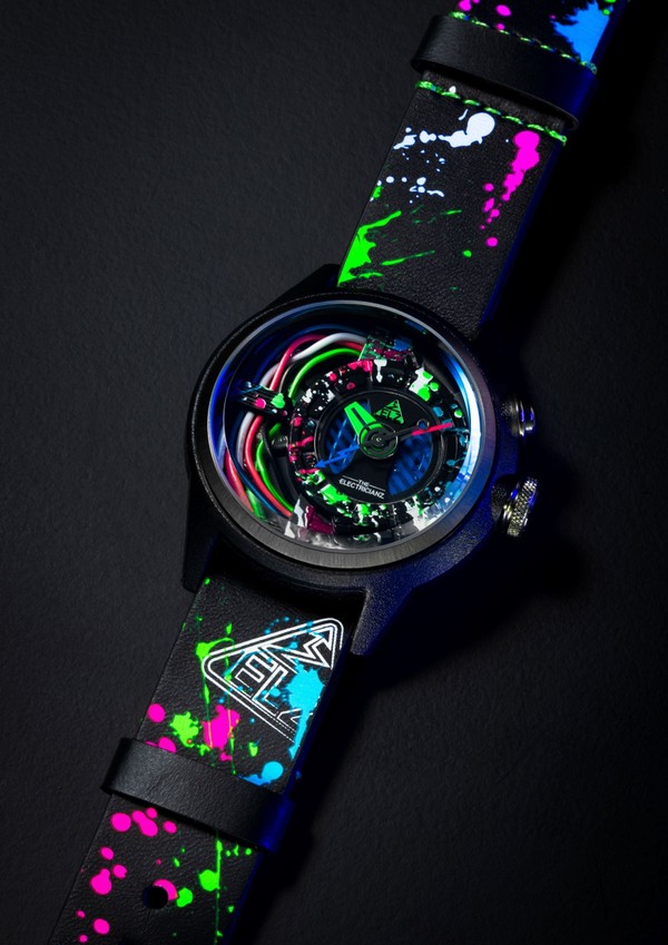 The Electricianz The Neon Z Black Limited Edition - 42mm