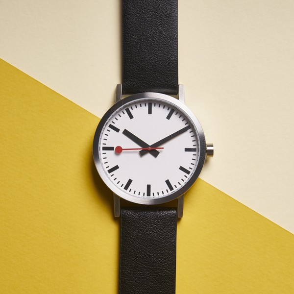 Mondaine Classic Vegan Watch A660.30360.16OMV - 40mm