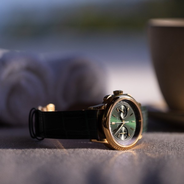 Corniche Heritage Chronograph Yellow Gold With Green Dial - 39mm