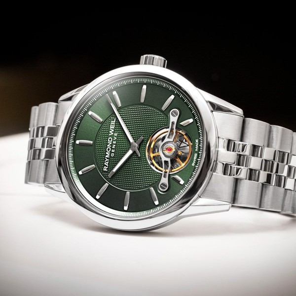 Raymond Weil Freelancer Calibre RW1212 Automatic Green Steel Watch 2780-ST-52001 - 42mm