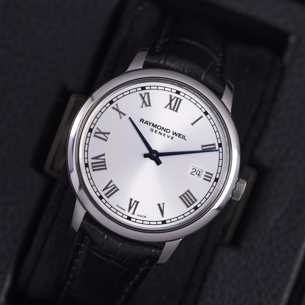 Raymond Weil Toccata Classic Silver Dial Quartz Watch 5485-STC-00658 - 39 mm