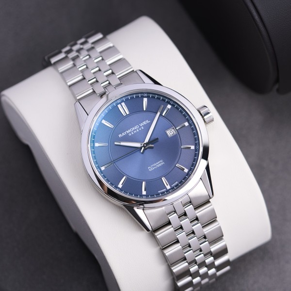 Raymond Weil Freelancer Automatic Blue Dial Watch 2731-ST-50001 - 42mm