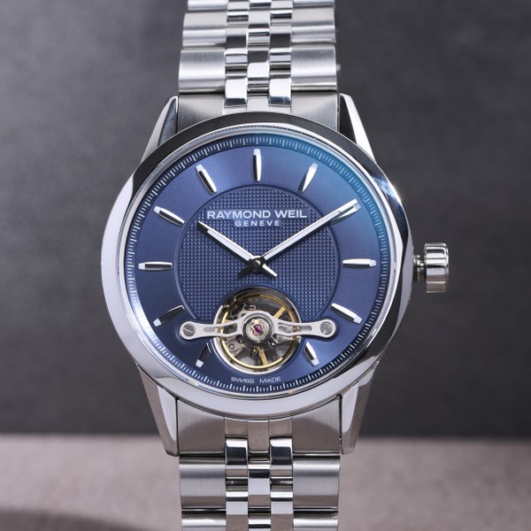 Raymond Weil Freelancer Calibre RW1212 Automatic Blue Steel Watch 2780-ST-50001 - 42mm