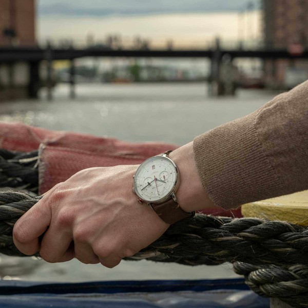 Sternglas Hamburg Chrono Mecha-Quartz Silver S01-HC10-VI11 - 42mm