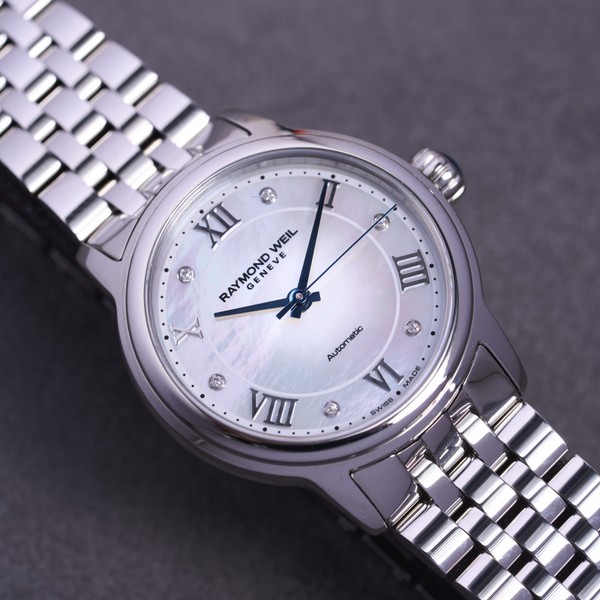 Raymond Weil Maestro Ladies Automatic Mother-of-Pearl Diamond Bracelet Watch 2131-ST-00966 - 31mm
