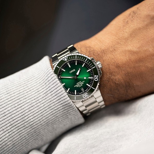 Oris Aquis Date Calibre 400 01 400 7763 4157-07 8 24 09PEB - 43.5mm