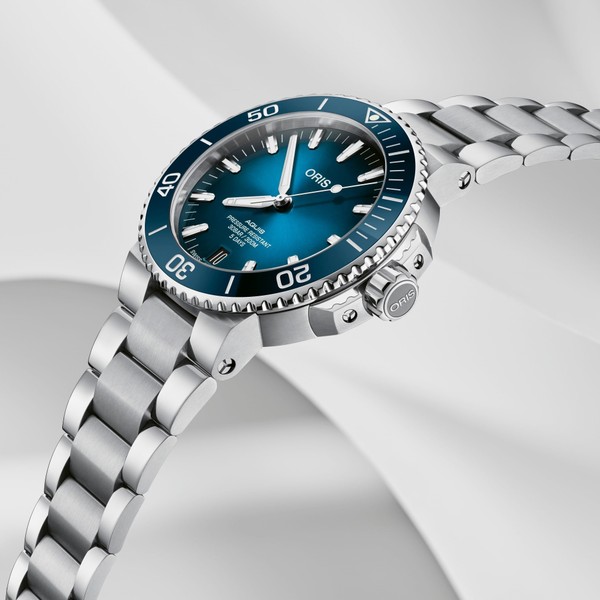 Oris Aquis Date Calibre 400 01 400 7763 4135-07 8 24 09PEB - 43.5mm