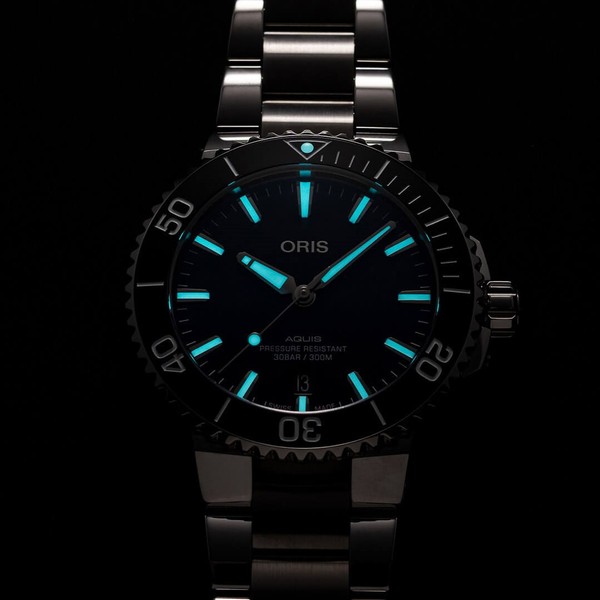 Oris Aquis Date 01 733 7766 4135-07 8 22 05PEB - 41.5mm