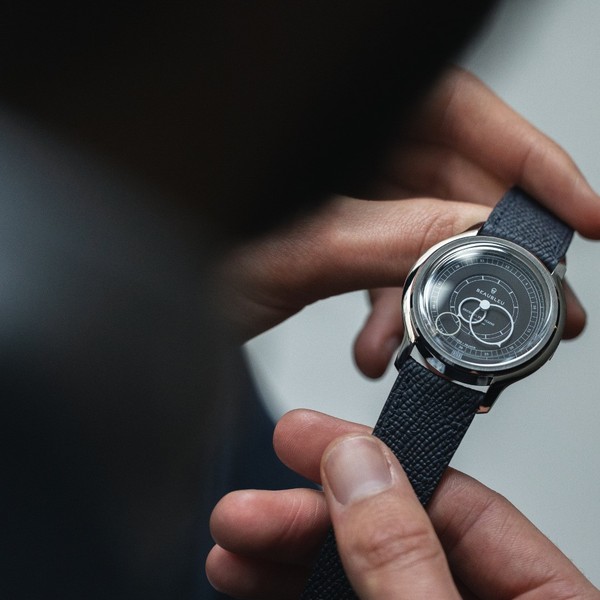Beaubleu Seconde Française 19.24 Anthracite Gray Grained Black Leather Strap - 39mm