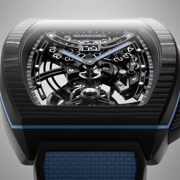 Bianchet B 1.618 Flying Tourbillon Grande Date Carbon Sky Blue CBSBFTGD4 - 43 x 51mm