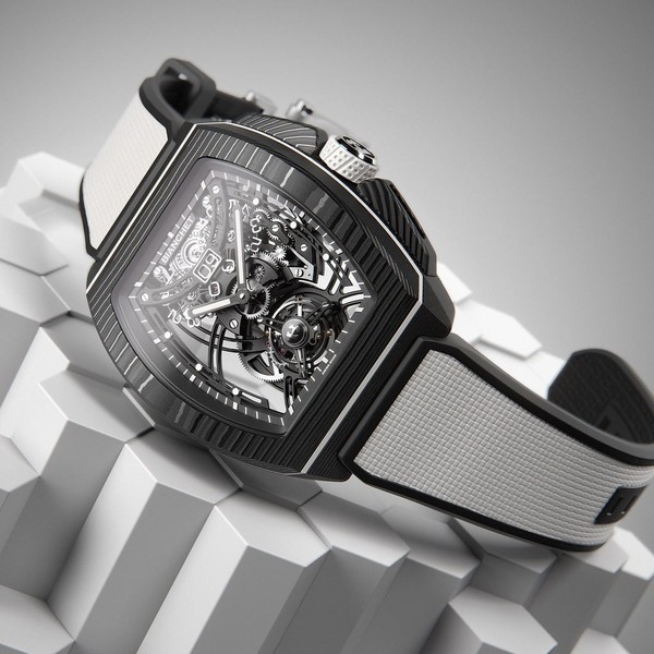 Bianchet B 1.618 Flying Tourbillon Grande Date Carbon White CBWFTGD4 - 43 x 51mm
