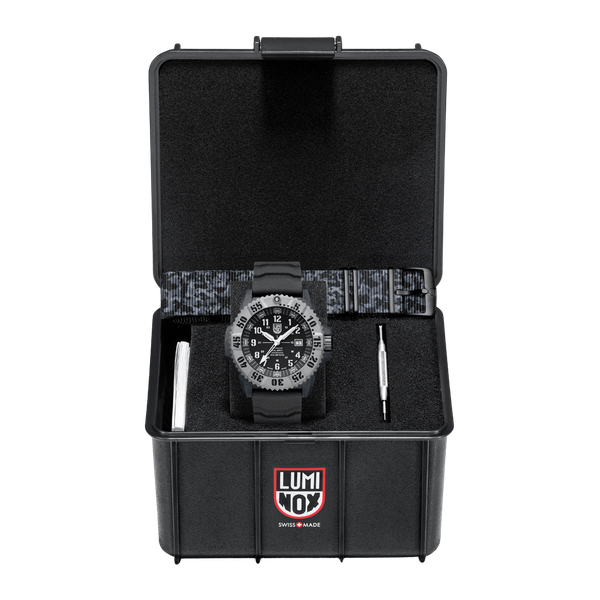 Luminox MIL-SPEC inspired XL.3351.1.SET - 46 mm
