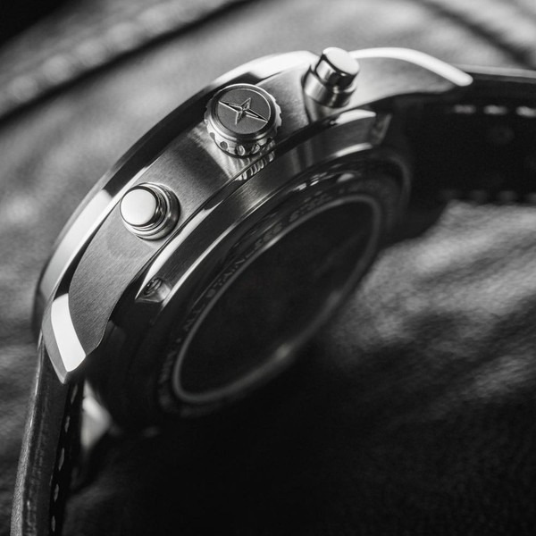 Davosa Newton Pilot Rally Chronograph LE 161.536.55 - 42mm