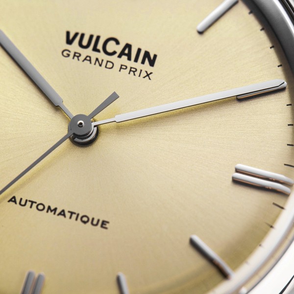 Vulcain Grand Prix Champagne 670171A70.BAC207 - 39mm