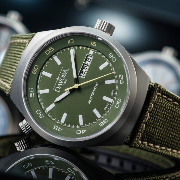 Davosa Trailmaster 161.518.75 - 42mm