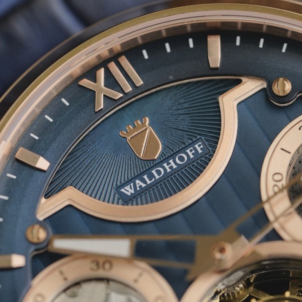 Waldhoff Ultramatic II Royal Blue RG - 42.5mm