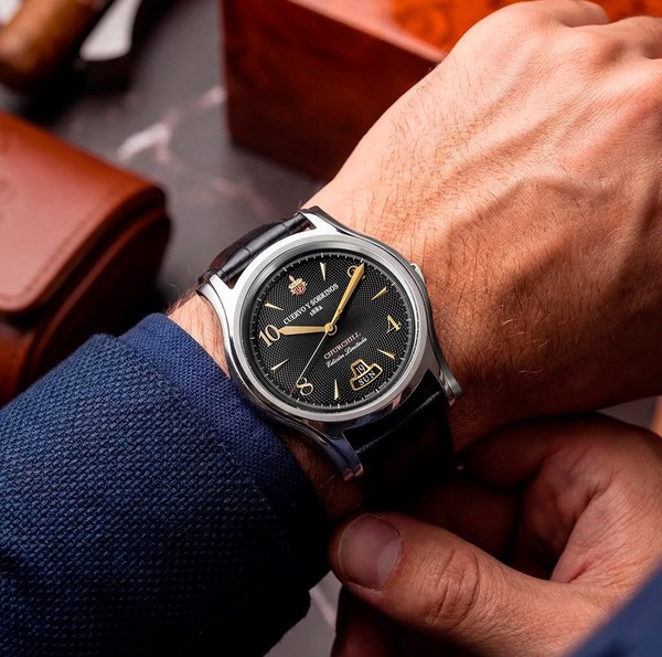 Cuervo y Sobrinos Sir Winston 2810.1SWBL - 43mm
