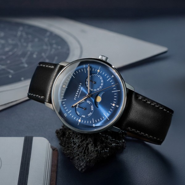 Sternglas Naos Moonphase Midnight Blue S01-NM06-BR02 - 38mm