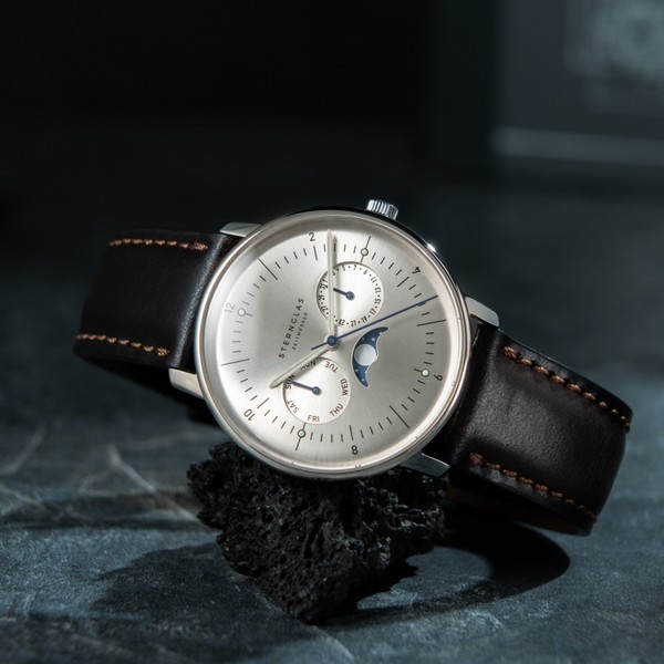 Sternglas Naos Moonphase Moon Silver S01-NM52-BR03 - 38mm